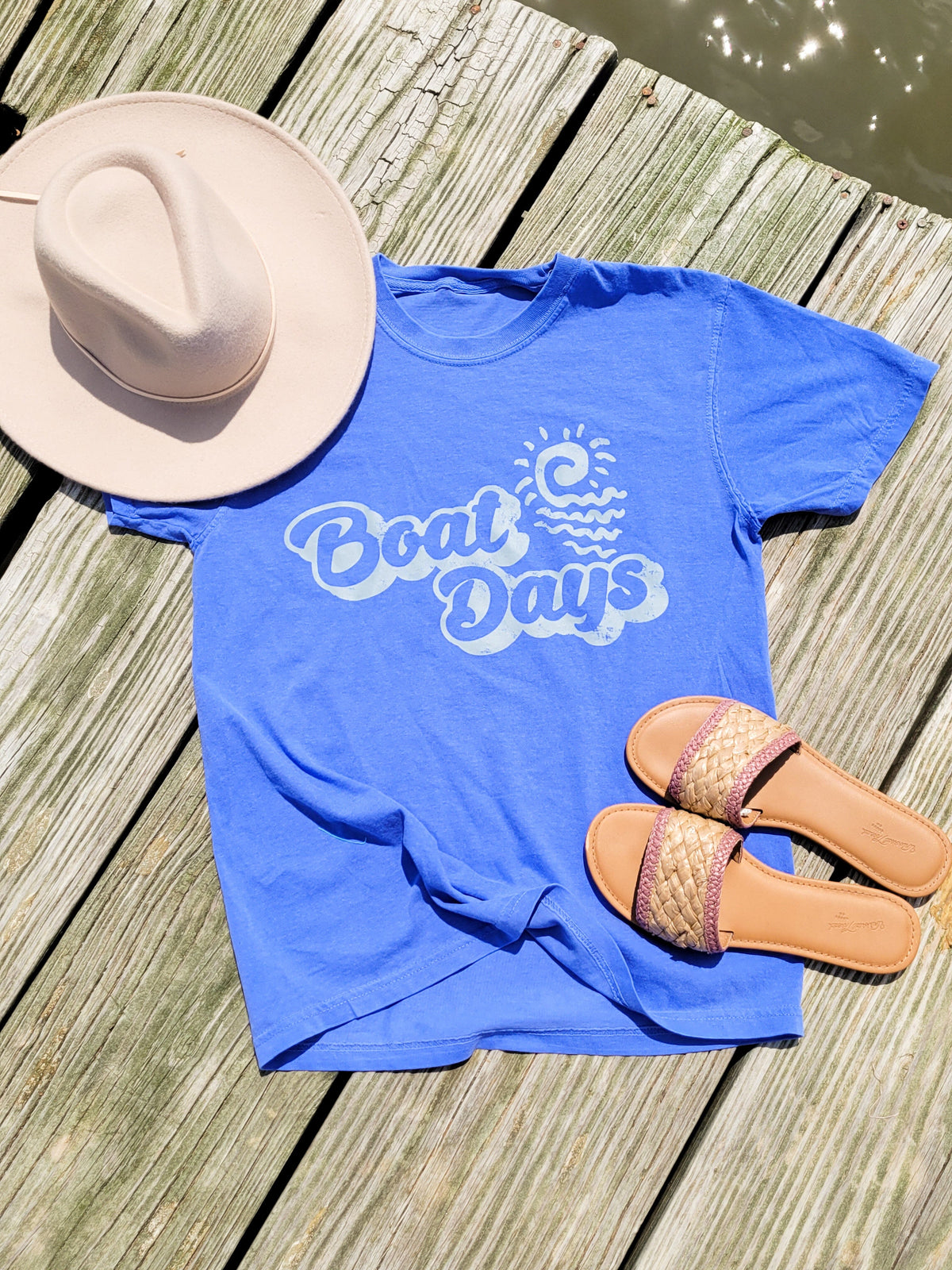 Boat Days Tee