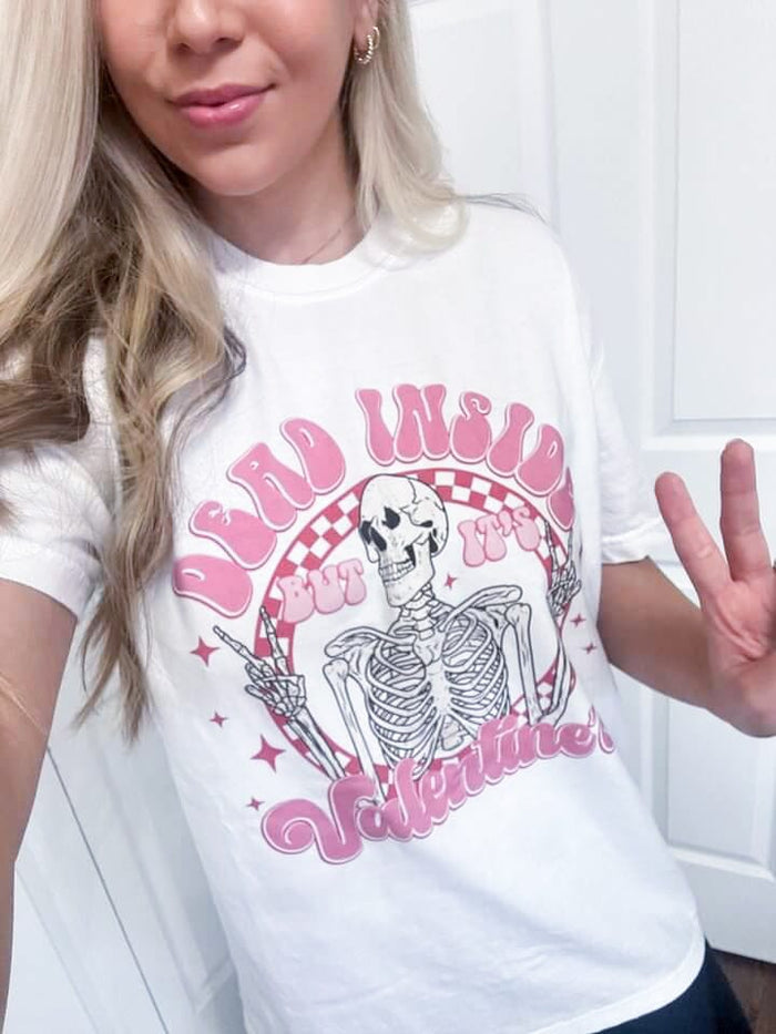 Dead inside but It's Valentines Comfort Tee