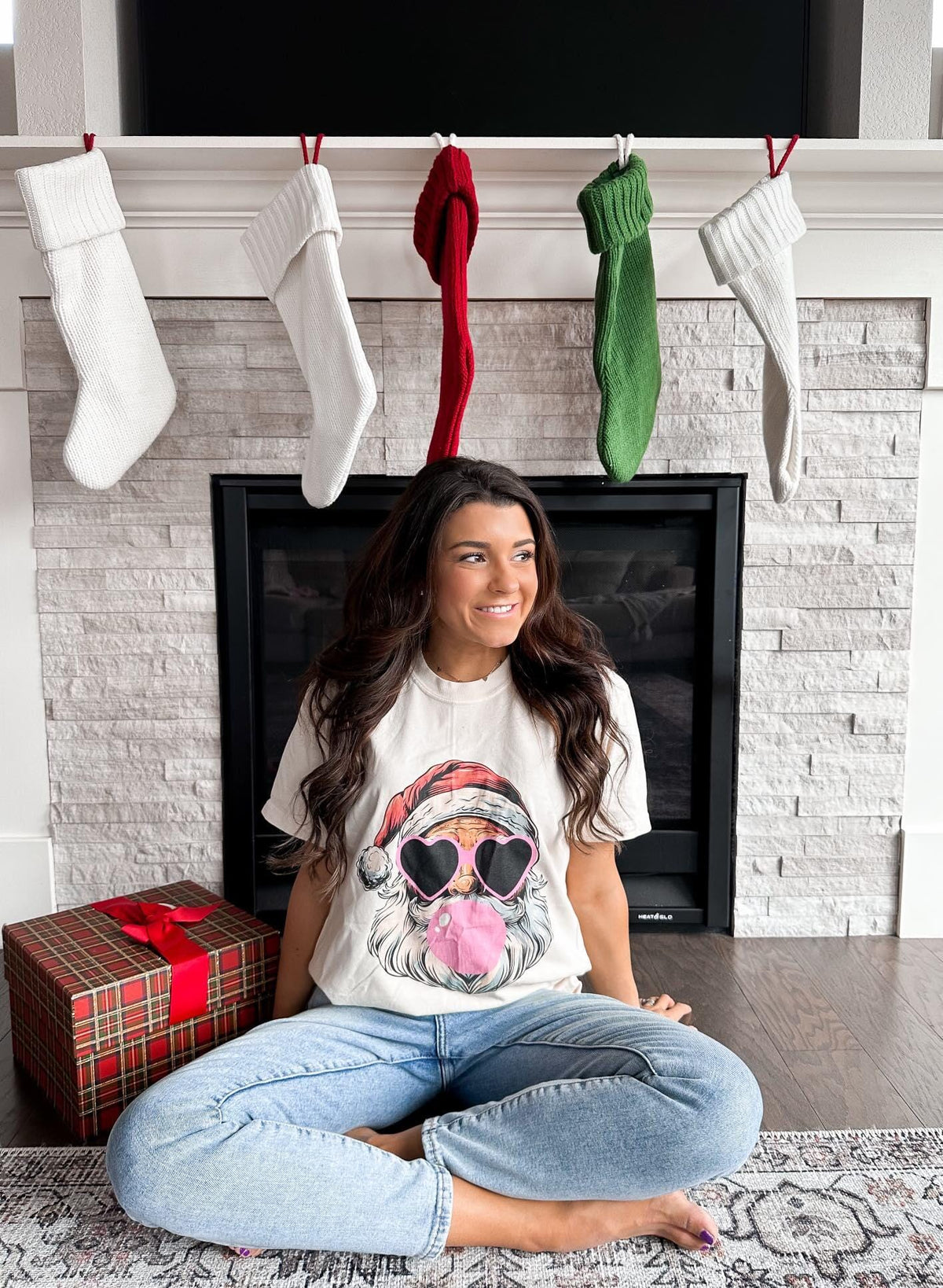 Bubble Gum Santa Comfort Tee