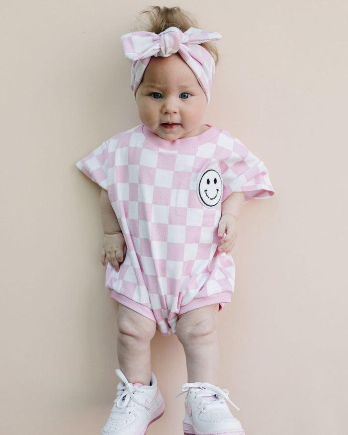 Short Sleeve Bubble Romper | Checkered Smiley Pink